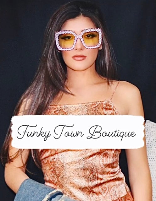 FunkyTownBoutique logo